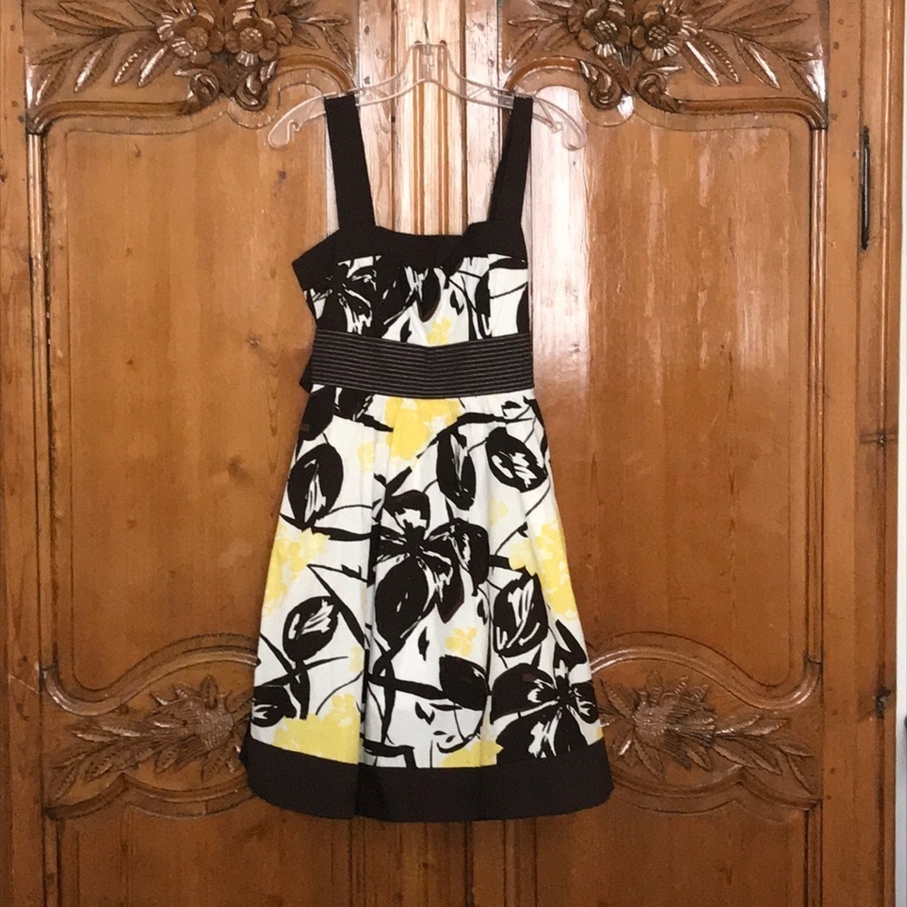 NEW Speechless Brown, White, Yellow Sundress